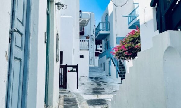 Αντίστροφη πορεία για τον Κοινωνικό Τουρισμό – Χωρίς κόστος διακοπές για 300.000 δικαιούχους