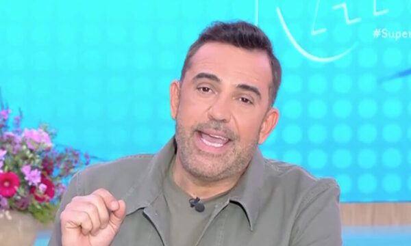 Στέφανος Κωνσταντινίδης: «Πέρασα τη νύχτα με την Κατερίνα Καινούργιου – Συζητούσαμε μέχρι αργά για την εκπομπή»
