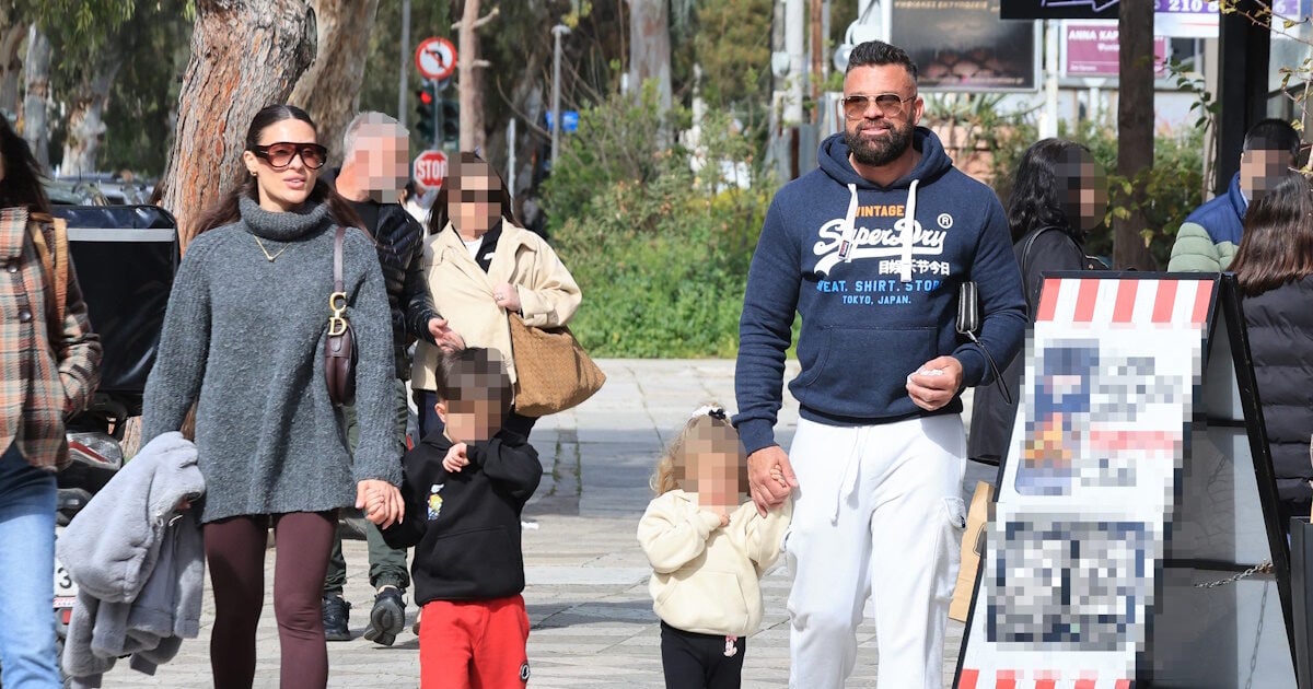 Κώστας Σόμμερ – Βαλεντίνη Παπαδάκη: Οικογενειακή εξόρμηση στα νότια προάστια – Φωτογραφίες