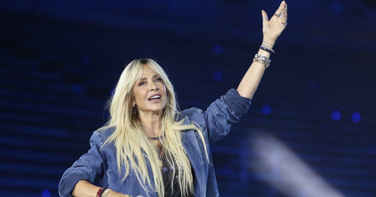 Η Άννα Βίσση στο ΟΑΚΑ: Τα επιπλέον 20.000 εισιτήρια, ο καλεσμένος καλλιτέχνης με αμοιβή 500.000 ευρώ και η δεύτερη εμφάνιση