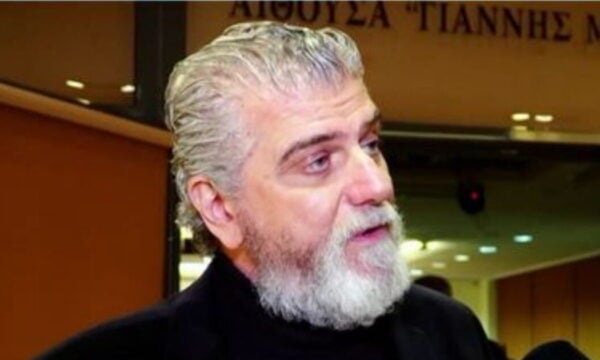 Βλαδίμηρος Κυριακίδης: «Στο θέατρο δεν παίζουν όσοι έχουν followers – Συνεργάζομαι με καταξιωμένους ηθοποιούς και σκηνοθέτες»