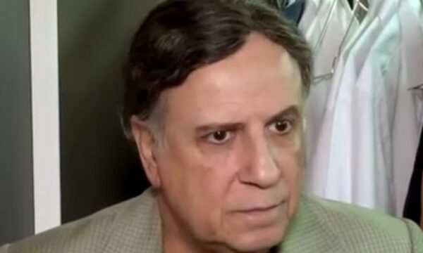 Χάρης Ρώμας: Ο επίμονος θαυμαστής έξω από το σπίτι του – «Καλέσαμε την αστυνομία»