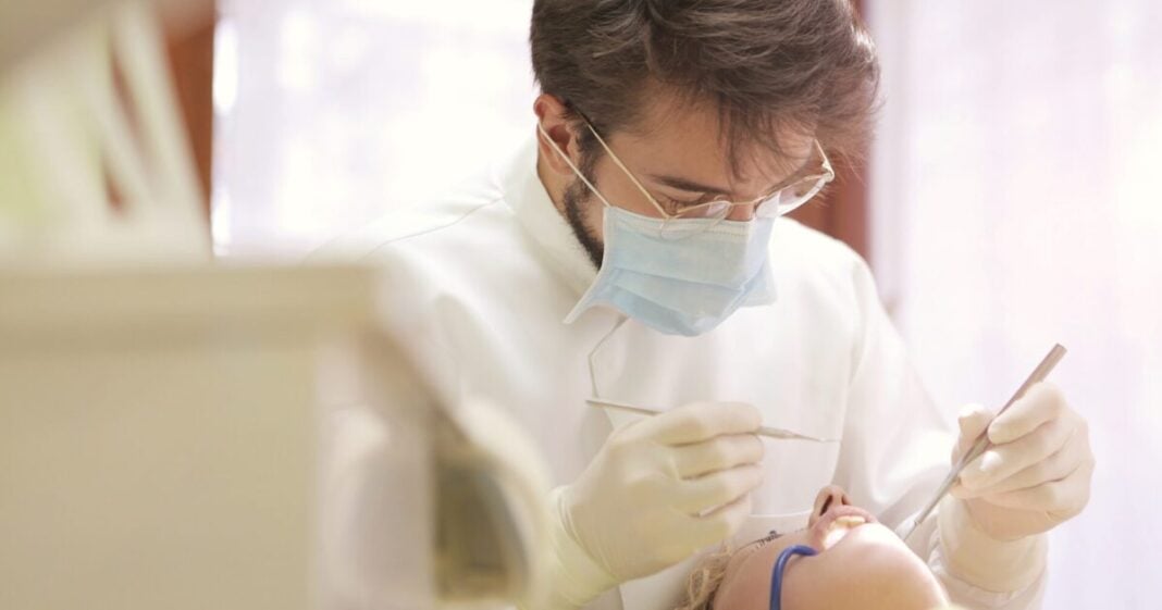 οδοντίατρος-1200x630