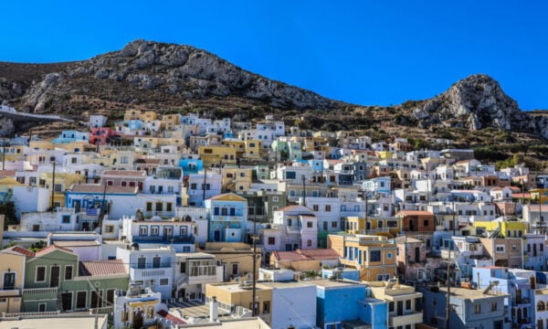 Ένα ελληνικό νησί ανάμεσα στους «κρυμμένους θησαυρούς» της Μεσογείου