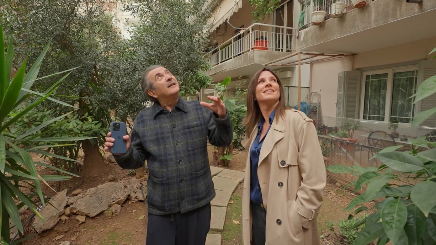 «Πάμε μια βόλτα;»: Ο Λάκης Λαζόπουλος, από τον ακάλυπτο της «Κυριακής των παπουτσιών» ανακοινώνει το κλείσιμο μιας εποχής