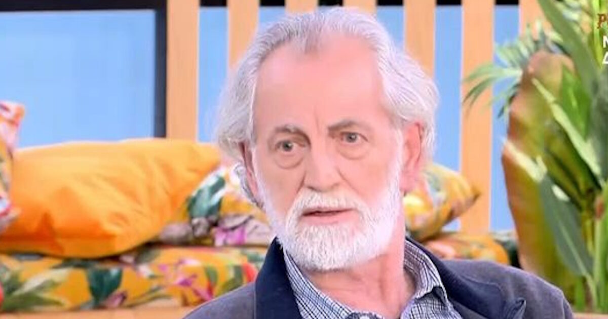 Μιχάλης Αεράκης: «Η υποψία κατευθύνεται προς την οικογένεια Καπετανάκου» – Οι αποκαλύψεις του «Καπετάν Μανώλη» στη σειρά «Porto Leone»