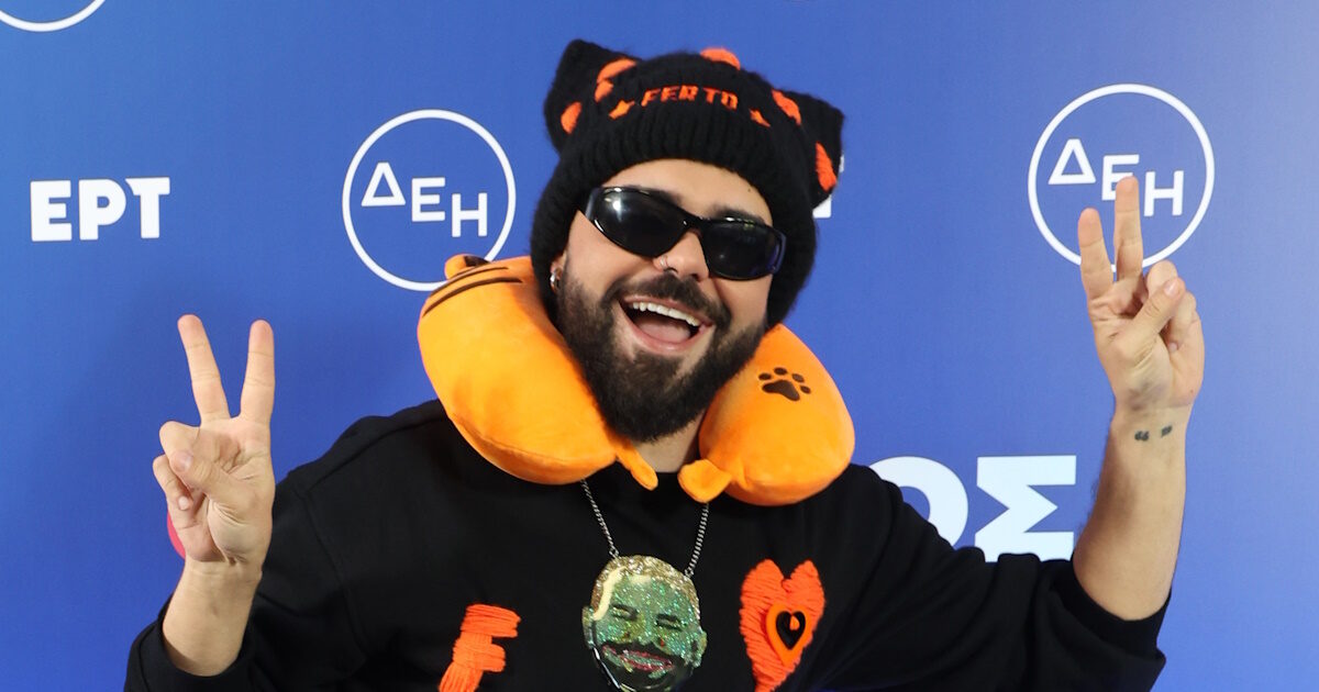 Eurovision 2026 – Akylas: «Του πρότεινα να βάψει τα μαλλιά του πράσινα για τη Eurovision» – Η εξομολόγηση της κομμώτριας του