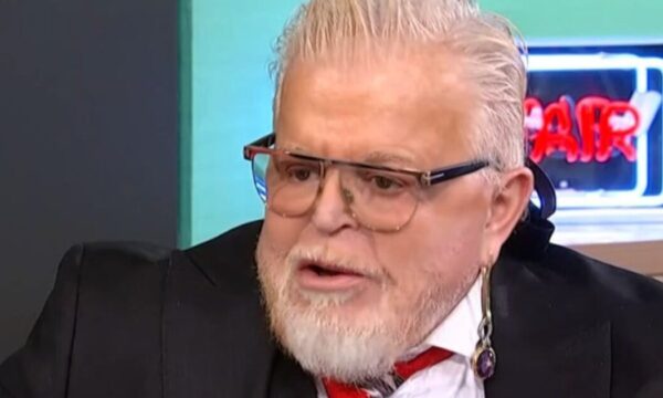 Νίκος Αποστολόπουλος: Η αποκάλυψη για τον πατέρα του – «Είναι ιδιαίτερα σκληρό αυτό που θα πω»