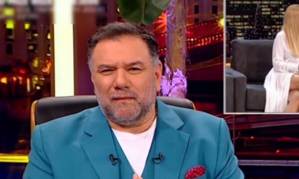 Γρηγόρης Αρναούτογλου για Γωγώ Μαστροκώστα: «Είμαι κάπως μουδιασμένος – Το στομάχι μας έχει σφιχτεί»