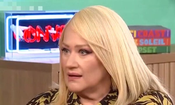 Άση Μπήλιου για πρώτη φορά: «Ξεκίνησα να εμφανίζω ψυχοσωματικά από τα θέματα που άκουγα στις συνεδρίες»