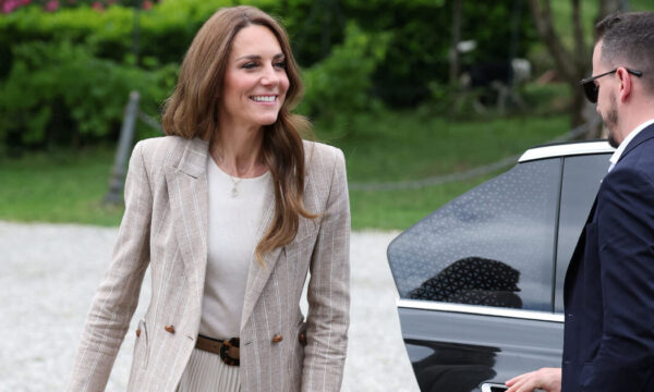 Αριστοκρατικά ουδέτερα: Η Kate Middleton στην Ιταλία έδειξε ότι η απλότητα είναι η ύψιστη κομψότητα