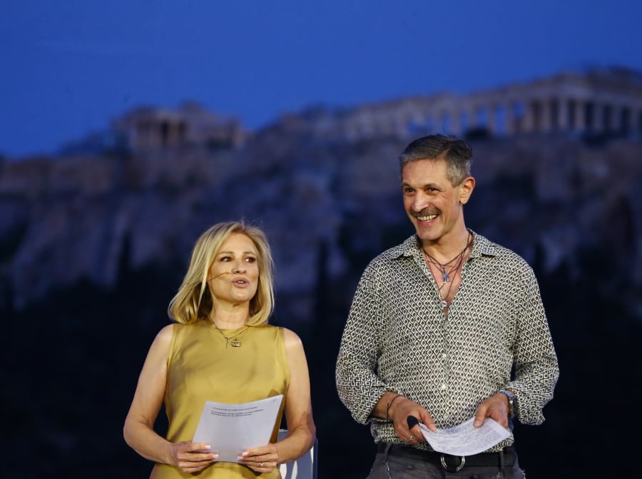 Αλέξης Τσίπρας: Διάσημοι καλλιτέχνες, ηθοποιοί και τραγουδιστές που υπέγραψαν την ιδρυτική διακήρυξη του κόμματός του