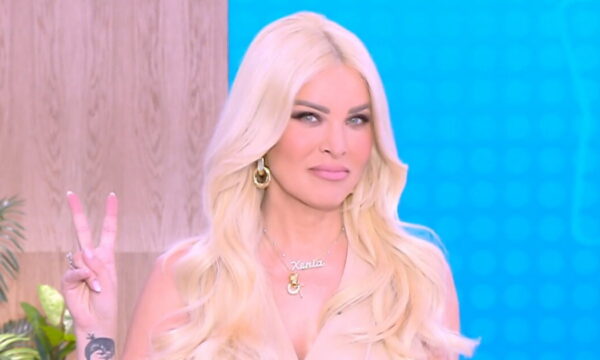 Κατερίνα Καινούργιου: «Ξεκίνησαν οι αϋπνίες και τα σερί – Προς το παρόν την οδηγώ στον απορροφητήρα»