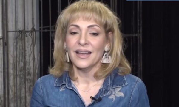 Υρώ Λούπη: «Στη σειρά ”Βέρα στο δεξί” εργαζόμουν τόσο πολύ που κοιμόμουν στο καμαρίνι»