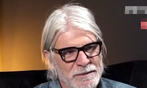 Μάνος Πίντζης: «Έχω βρει τον γιο μου στο TikTok να παρακολουθεί βίντεο με ακατάλληλο περιεχόμενο»