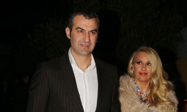 Γωγώ Μαστροκώστα: Συγκινεί ο Τραϊανός Δέλλας – «Όπου κι αν πας, η αγάπη μου θα σε ακολουθεί»