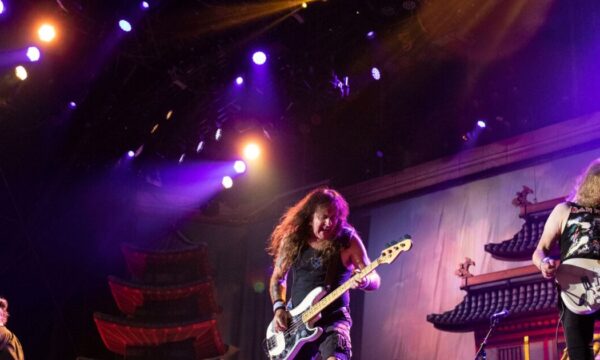 Οι Iron Maiden κατακτούν απόψε το ΟΑΚΑ: Οδηγίες πρόσβασης και προτάσεις για βροχερό καιρό