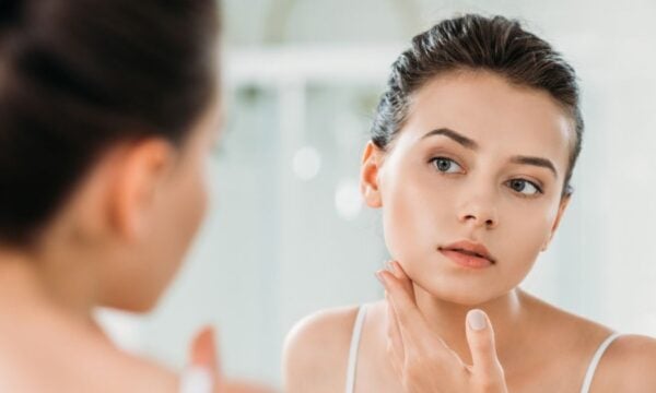 Pore Care: Γιατί υπάρχει «μανία» με την εξάλειψη των πόρων της επιδερμίδας;