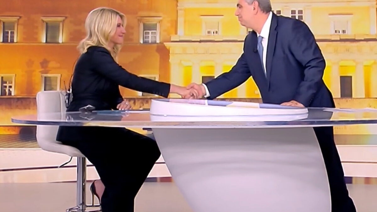Βασίλης Χιώτης προς Σία Κοσιώνη στο αποχαιρετιστήριο δελτίο της στον ΣΚΑΪ: «Σε ευχαριστώ, ήταν τιμή μου»