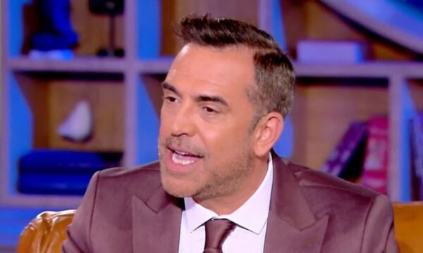 Στέφανος Κωνσταντινίδης: «Έχω θυσιαστεί για την κόρη της Κατερίνας Καινούργιου» – Το ξεχωριστό δώρο που της χάρισε