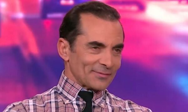 Αλέκος Συσσοβίτης: «Πάντα έχω σχέση, το να μην παντρεύεσαι δε σημαίνει ότι θα δυστυχήσεις»
