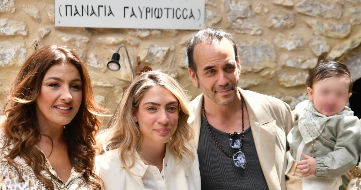 Πάνος Μουζουράκης – Μαριλού Κόζαρη: Όσα συνέβησαν στη βάφτιση του γιου τους στη Φθιώτιδα – Αποκλειστικό βίντεο