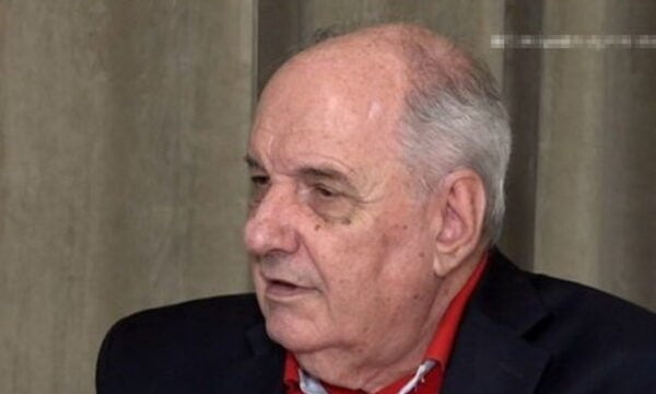Τέρενς Κουίκ: «Μετανιώνω για τον χαμένο χρόνο από τα παιδιά μου, παντρεύτηκα τη δημοσιογραφία»