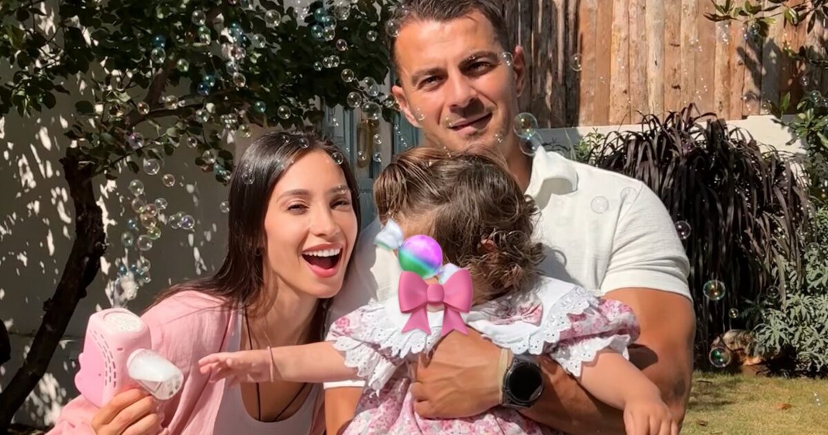 Δήμητρα Βαμβακούση: Συγκινημένη με την κόρη της – «Στον τερματισμό έτρεξε στην αγκαλιά του πατέρα της και φίλησε τα κομποσκοίνια»