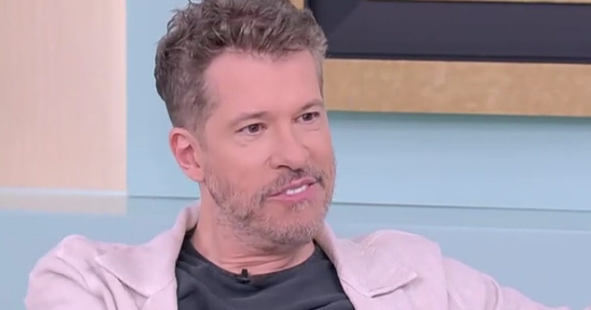 Χάρης Βαρθακούρης: «Η οικογένειά μας επανενώθηκε στην Πάρο μετά το 2013, όταν κάηκε το σπίτι μας»