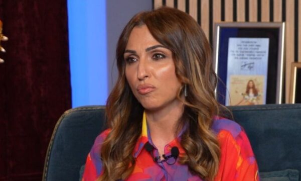 Ζωή Παπαδοπούλου: «Η Χάρις Αλεξίου στην κηδεία της Μαρινέλλας ήταν βαθιά συγκλονισμένη – Έζησαν παρόμοιες ζωές»