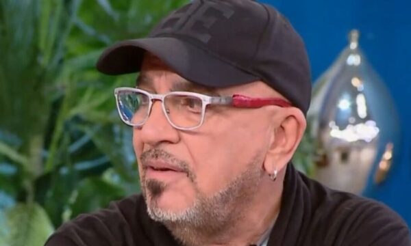 Γιάννης Ζουγανέλης: «Μου πρότειναν να αλλάξω το επώνυμό μου, το αρνήθηκα γιατί ήταν του πατέρα μου»