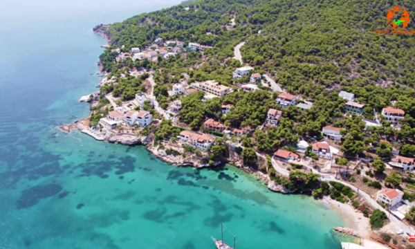 Το ελληνικό νησί που ξεχωρίζει για την αυθεντικότητα και τη γαλήνη του