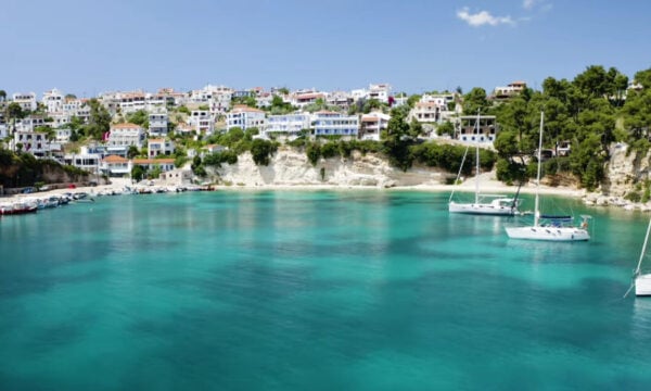 “Ο ιδανικός προορισμός για γαλήνιες διακοπές είναι στην Ελλάδα”