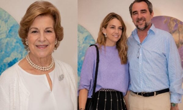 Ανανεωμένη η Άννα-Μαρία: Με φρέσκια εμφάνιση σε κοσμική έξοδο με τους γιους της και τη Χρυσή Βαρδινογιάννη