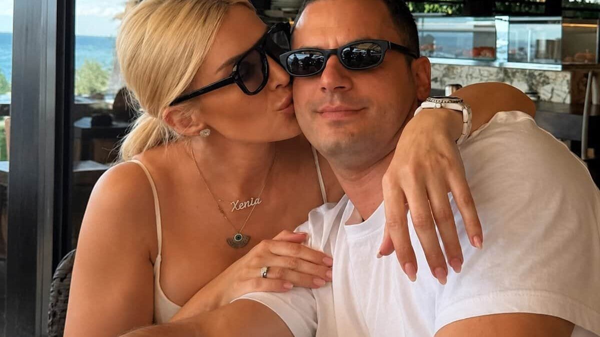 Η Καινούργιου αποκαλύπτει: Ο Κουτσουμπής παθιασμένος με άλλη γυναίκα – «Έχει μανία με την…»