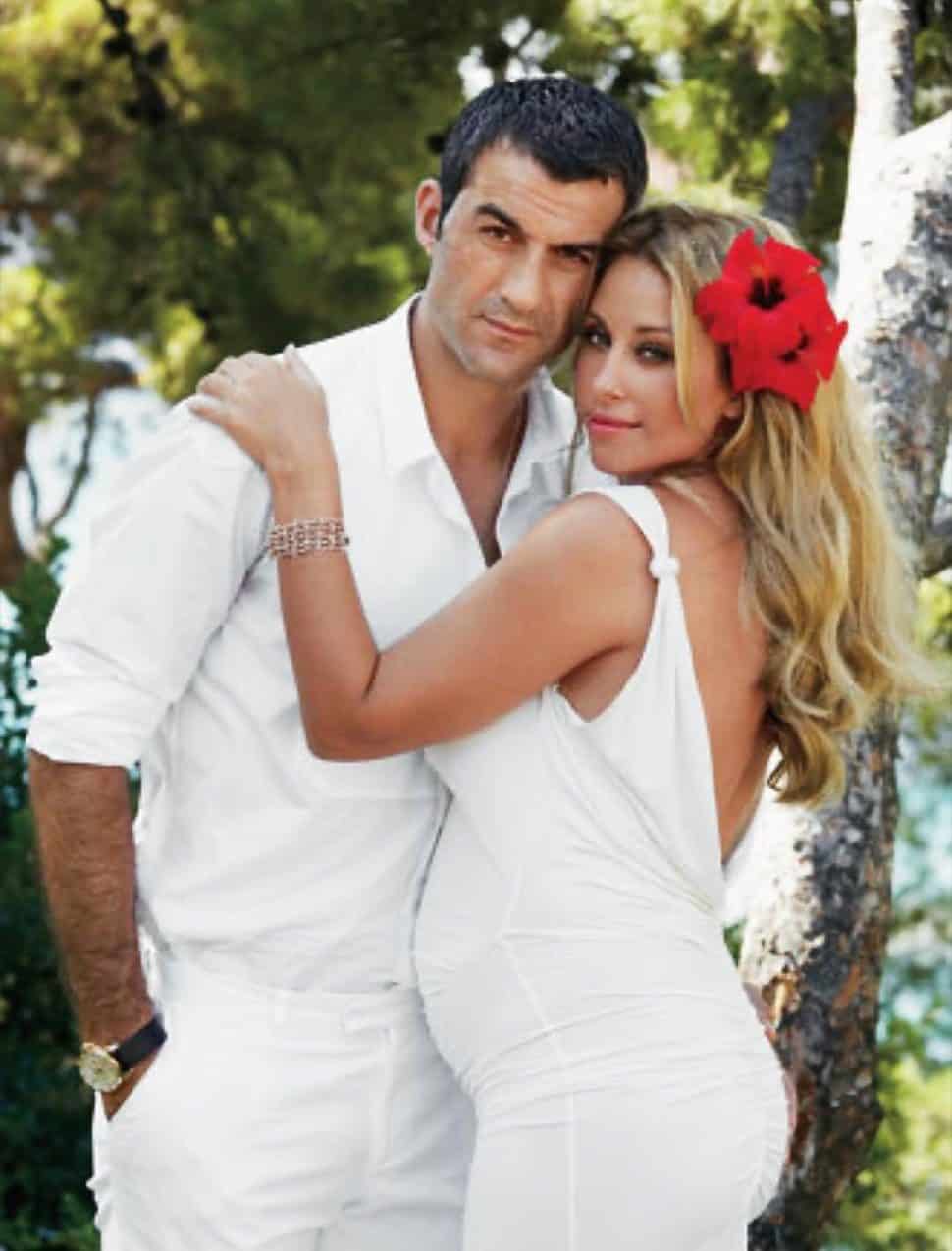 Η επιλογή του Δέλλα δέκα μέρες μετά την απώλεια της Γωγώς: «Έτσι θα συνεχίσω τη ζωή μου»-Της το ανακοίνωσε στον τάφο της
