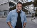 Σοκ! Εσπευσμένα στο νοσοκομείο ο Γρηγόρης Αρναούτογλου-Λυγισμένος από τους πόνους