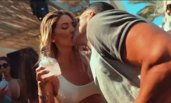 Αθηνά Οικονομάκου: «Η καλύτερη αρχή για το για πάντα» – Έτσι έλεγε και για τον Μιχόπουλο (video)