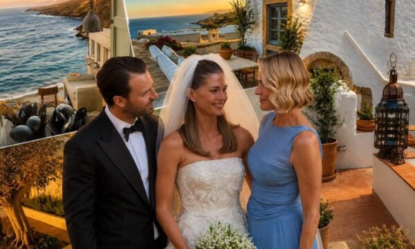 Η Μπαλατσινού ανατρέπει τα πάντα μετά τον γάμο της κόρης της: Η πώληση του σπιτιού στην Πάτμο για 4.800.000 ευρώ και η νέα της ζωή ως γιαγιά