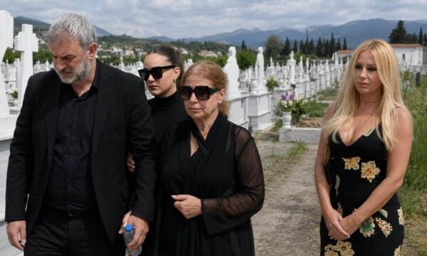 Αποκλειστικό! Πότε θα τελεστεί το μνημόσυνο για τα σαράντα της Μαστροκώστα: Η ανατρεπτική απόφαση της οικογένειας για την τελετή στο Ευηνοχώρι Μεσολογγίου