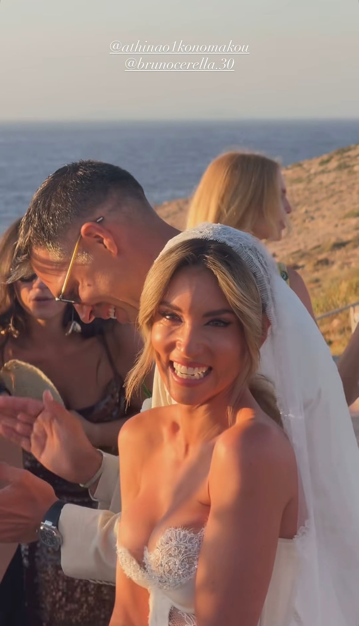 Αθηνά Οικονομάκου: Το bridal look της από τη make up artist Ολυμπία Κόλλια