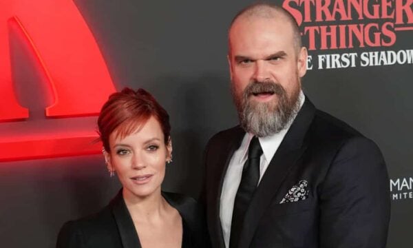 Ο Ντέιβιντ Χάρμπορ σχολιάζει για πρώτη φορά τη Λίλι Άλεν: «Οι εμπειρίες μου δεν ήταν όπως τις περιγράφει»