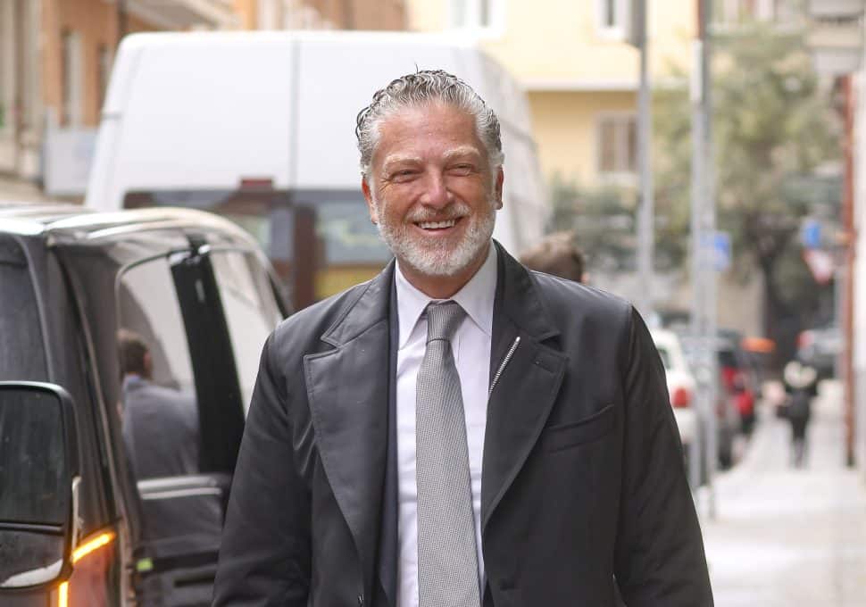 Τα τρυφερά στιγμιότυπα της Τατιάνας Μπλάτνικ με τον πάμπλουτο Ελίας Σακάλ μετά τον χωρισμό από τον πρίγκιπα