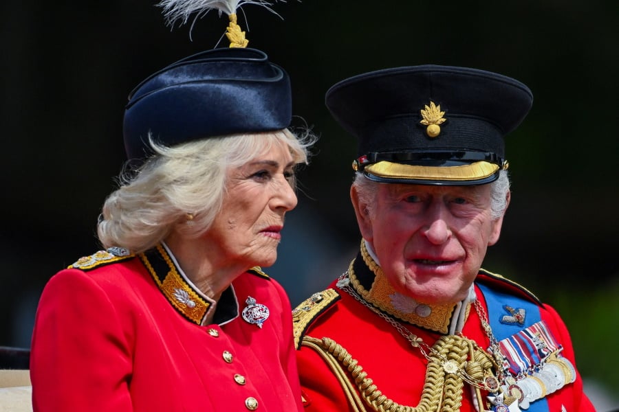 Trooping the Colour 2026: Η εντυπωσιακή παρέλαση για τα γενέθλια του βασιλιά Καρόλου – Η λαμπερή παρουσία της Kate Middleton