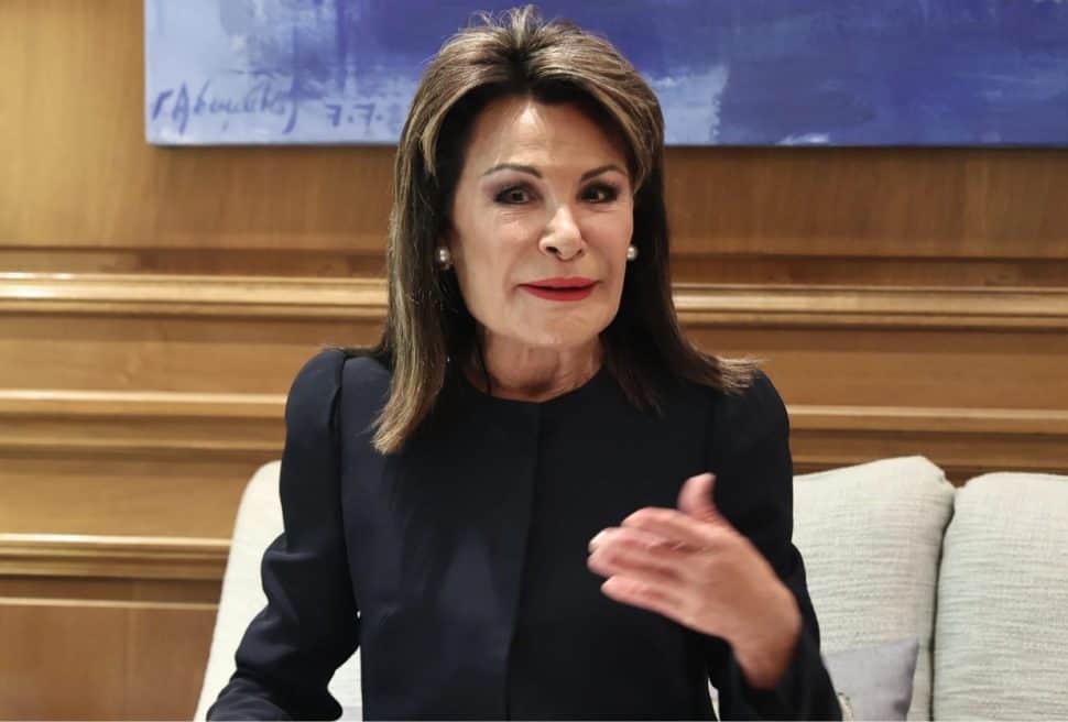 Θλίψη για την Γιάννα Αγγελοπούλου: Έφυγε η μητέρα της – Η κηδεία στην Κρήτη και τα δάκρυα μακριά από τα φώτα της δημοσιότητας