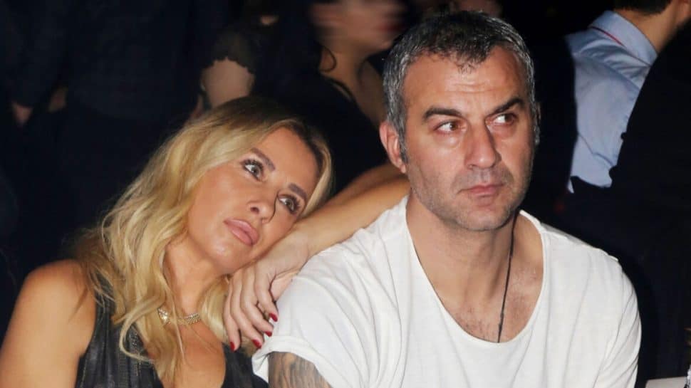 Μνημόσυνο για τα σαράντα της Γωγώς την άλλη Κυριακή: Η εντολή του Δέλλα στις τηλεοπτικές κάμερες και το στάρι που θα φτιάξει ο ίδιος στο Μεσολόγγι