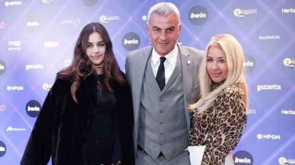 Βικτώρια Δέλλα: Γιατί δεν θέλει να πάει στο μνημόσυνο της μητέρας της την άλλη Κυριακή;