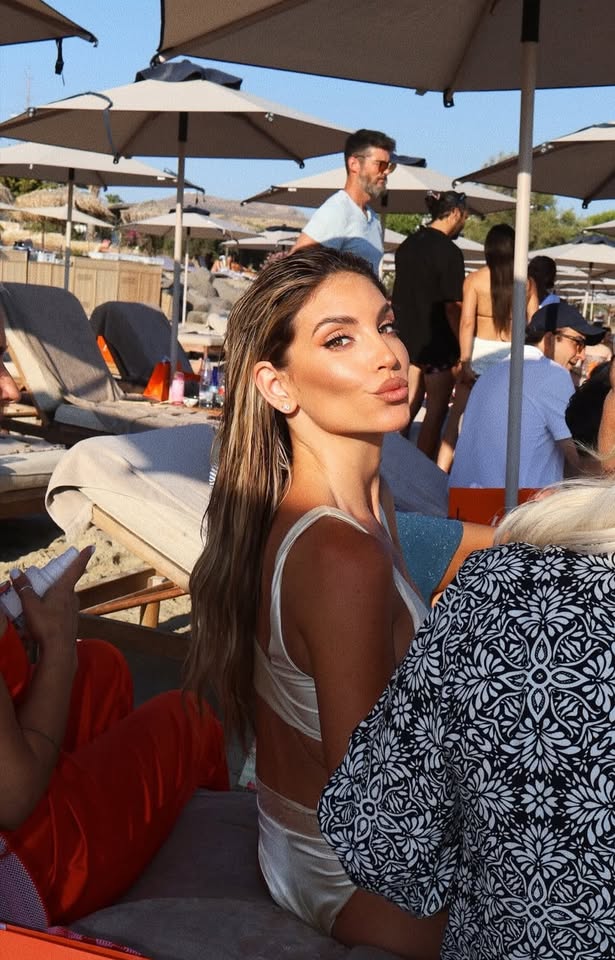 Αθηνά Οικονομάκου: Η τριλογία των hair looks από την Ελένη Παππά