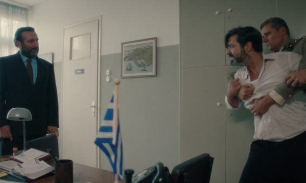 Το Σπίτι Δίπλα στο Ποτάμι: Η Ιουλία λυγίζει από την πίεση της κοινωνικής κατακραυγής