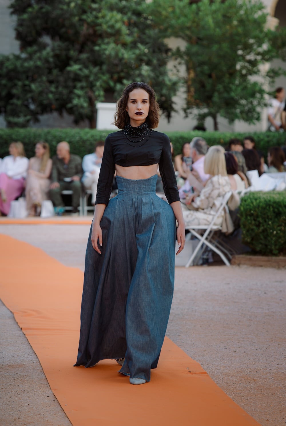 Hautes Grecians στη Villa Ilissia: Ένα catwalk στην πιο μαγευτική αυλή της Αθήνας